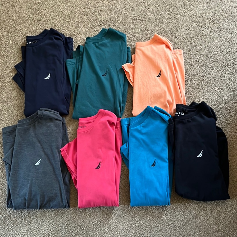 Crewneck tee shirts nautica